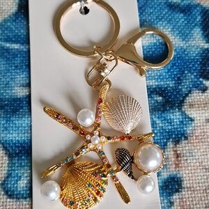 Ocean Series Starfish, Seashells & Pearls Keychain